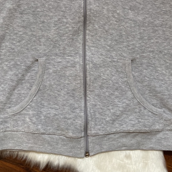 Heather gray French terry short sleeve hoodie in size L. - Picture 8 of 12
